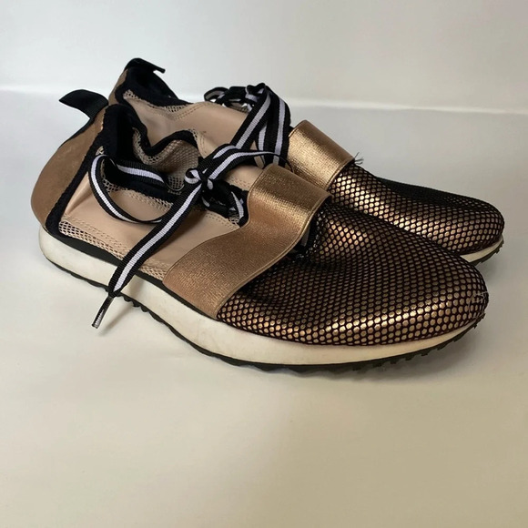 Steve Madden Rose‎ Gold Black Two Tome Kaison Size 8 Fashion Sneakers Pink Mesh - Picture 2 of 10